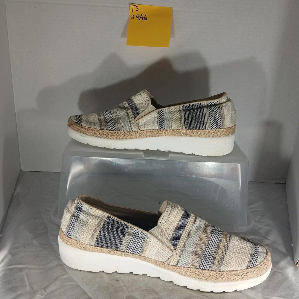 BOBS from Skechers Women's Striped‎ Espadrille Platform Slip On Shoes Size 9.5
